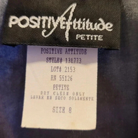 Positive Attitude Petite Shiny grey 2 piece set jacket and skirt - Picture 5 of 12